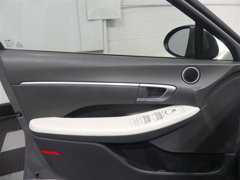 Used 2022 Hyundai Sonata SEL image 18