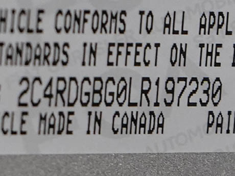 Used 2020 Dodge Grand Caravan SE w/ UConnect Hands-Free Group FWD image 28