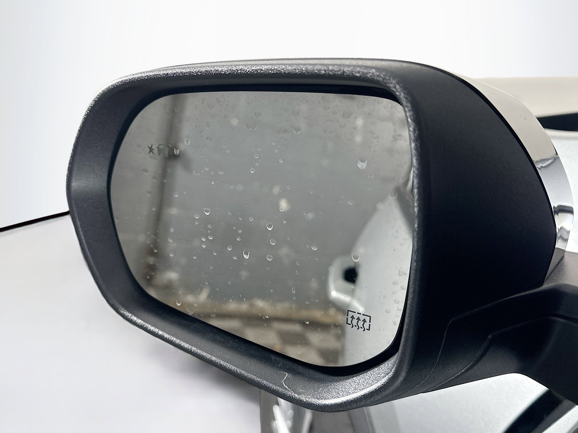 Used 2025 Chevrolet Traverse LT image 16