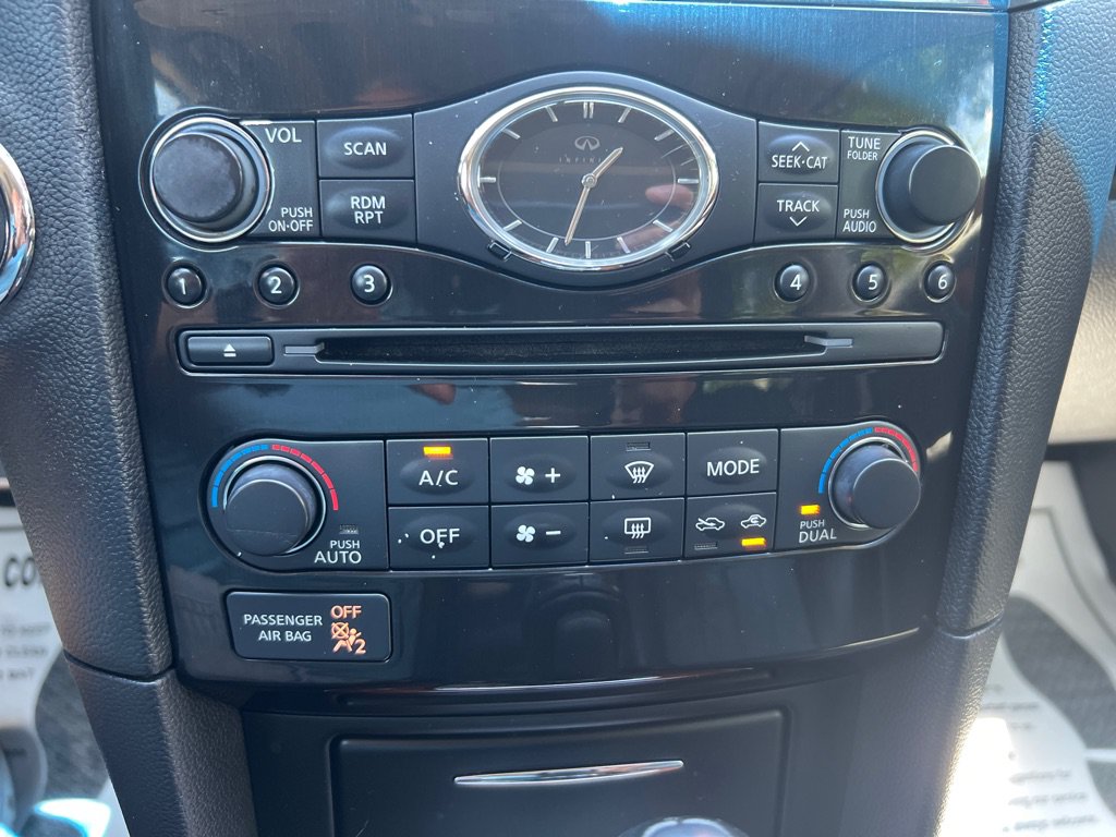 Used 2013 INFINITI FX37 2WD w/ Premium Pkg image 18