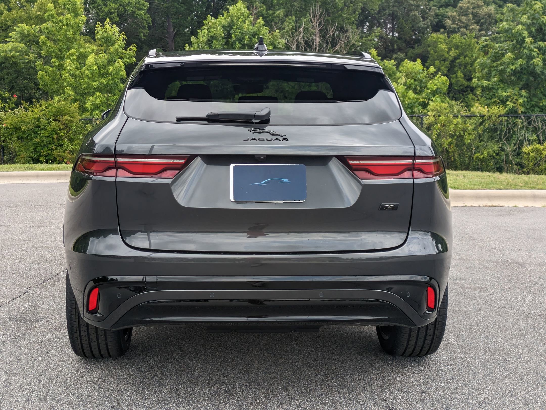 New 2026 Jaguar F-PACE R-Dynamic S image 7