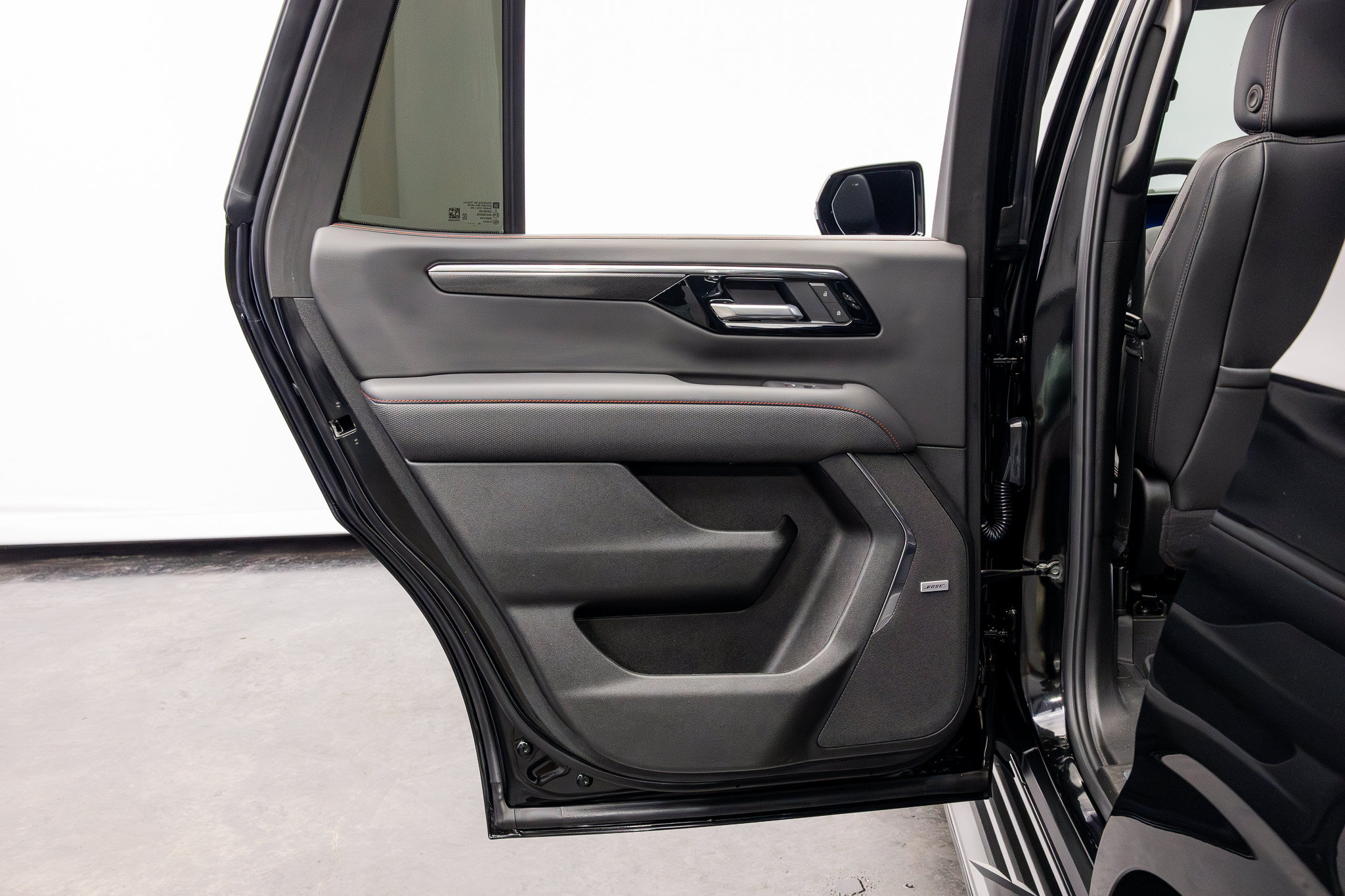 Used 2025 Chevrolet Tahoe RST w/ Comfort Package AWD/4WD image 36