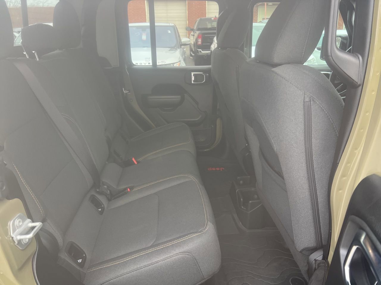 Used 2025 Jeep Gladiator Nighthawk image 19