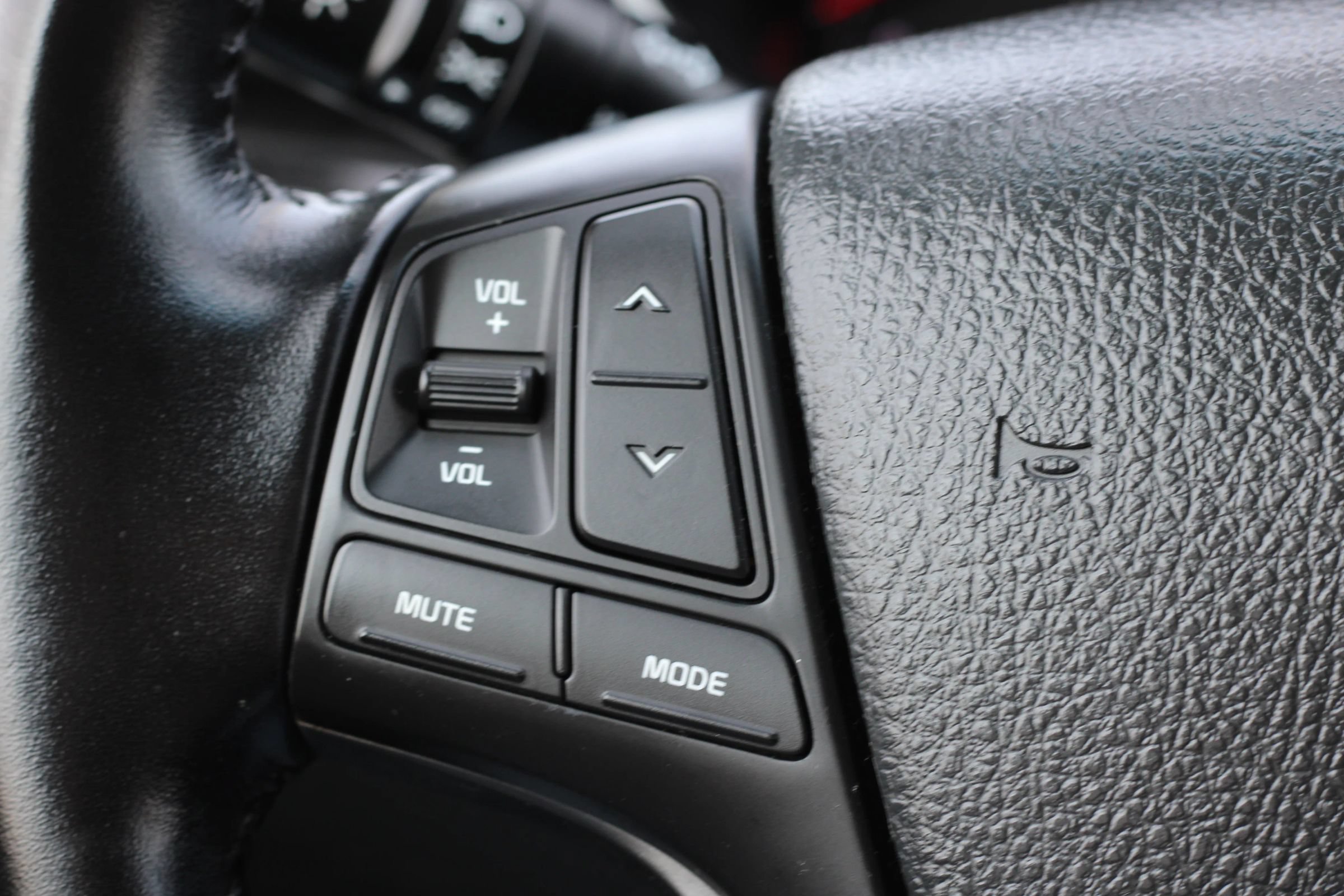 Used 2015 Kia Sorento LX FWD image 16