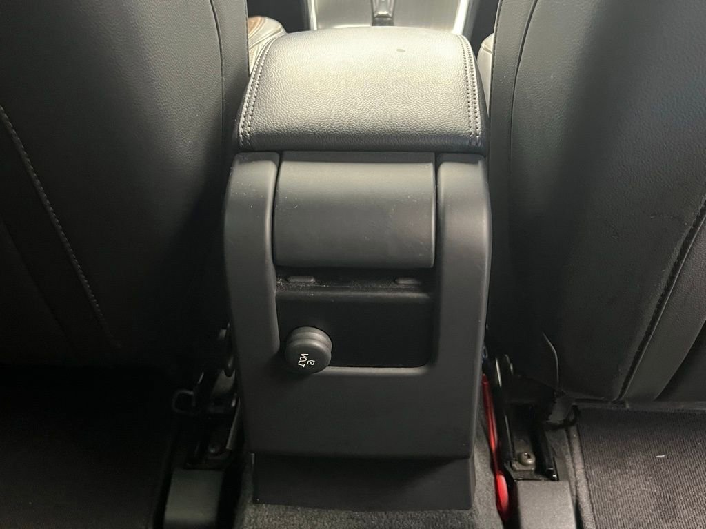Used 2015 Volvo XC60 T5 Premier image 9