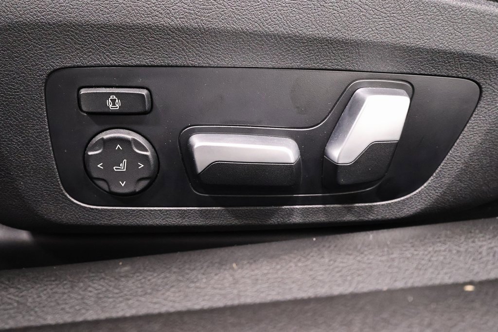 Used 2023 BMW M4 xDrive Competition image 13