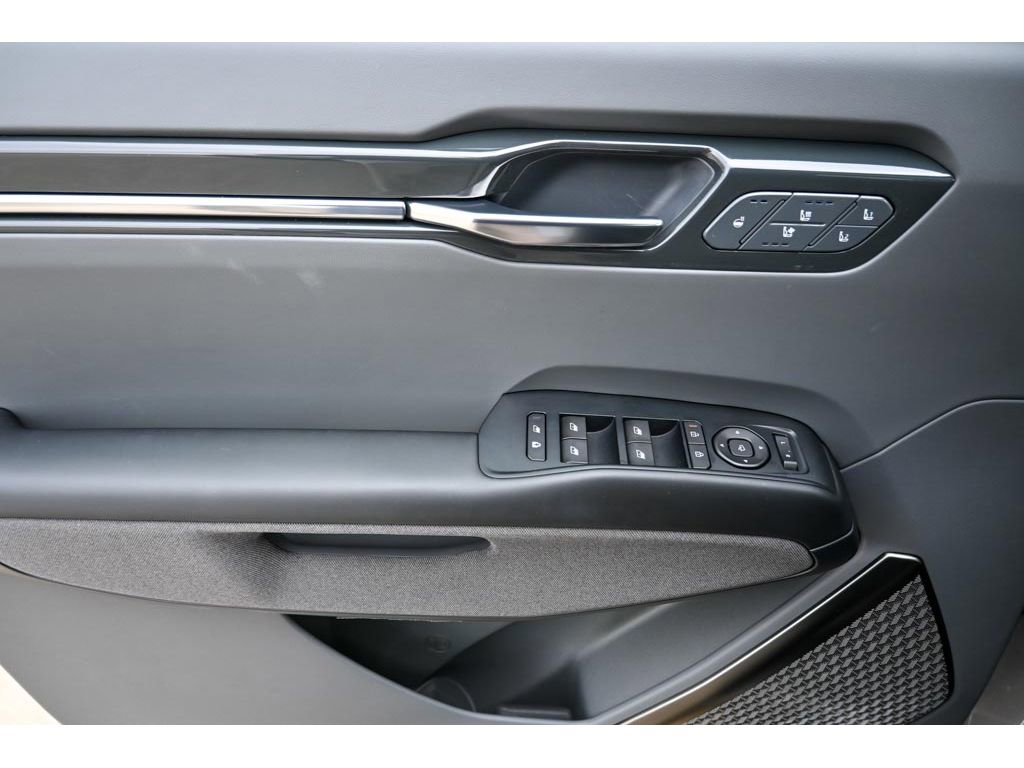 New 2026 Kia EV9 Land w/ Nightfall Edition Package image 16