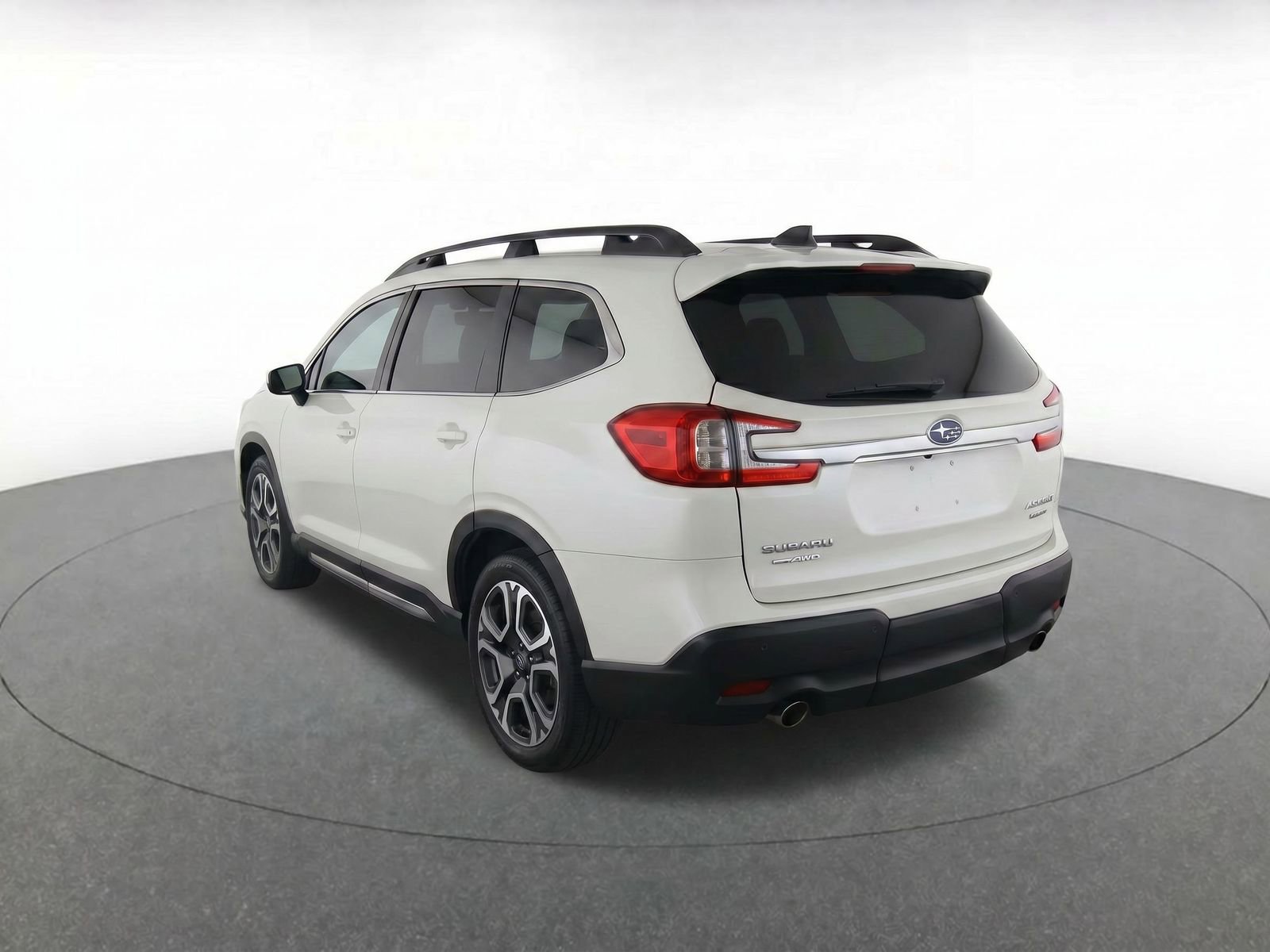Used 2023 Subaru Ascent Limited AWD/4WD image 8