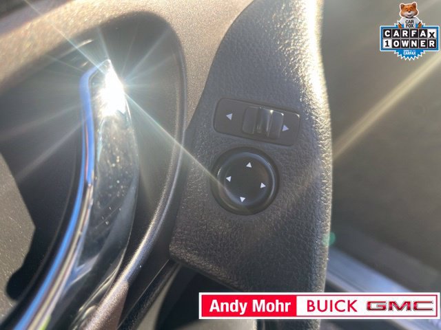 Used 2015 Nissan Rogue SV w/ SV Premium Package AWD/4WD image 22
