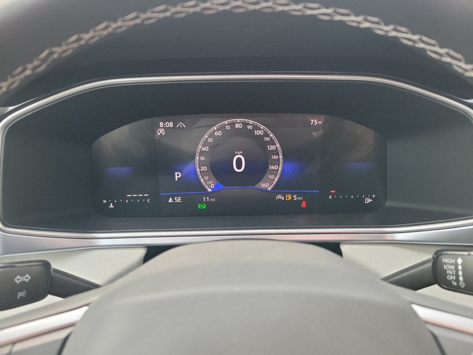 New 2026 Volkswagen Taos SE AWD/4WD image 11