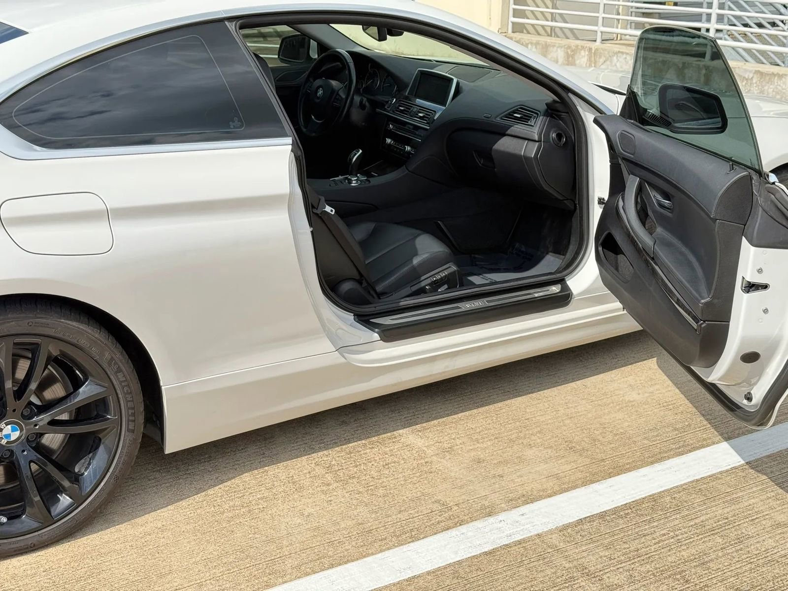 Used 2012 BMW 640i Coupe image 18