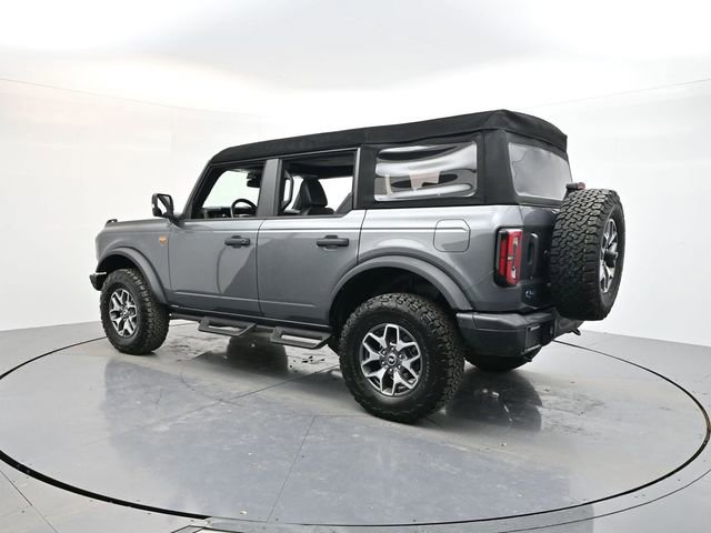 Used 2024 Ford Bronco Badlands image 9