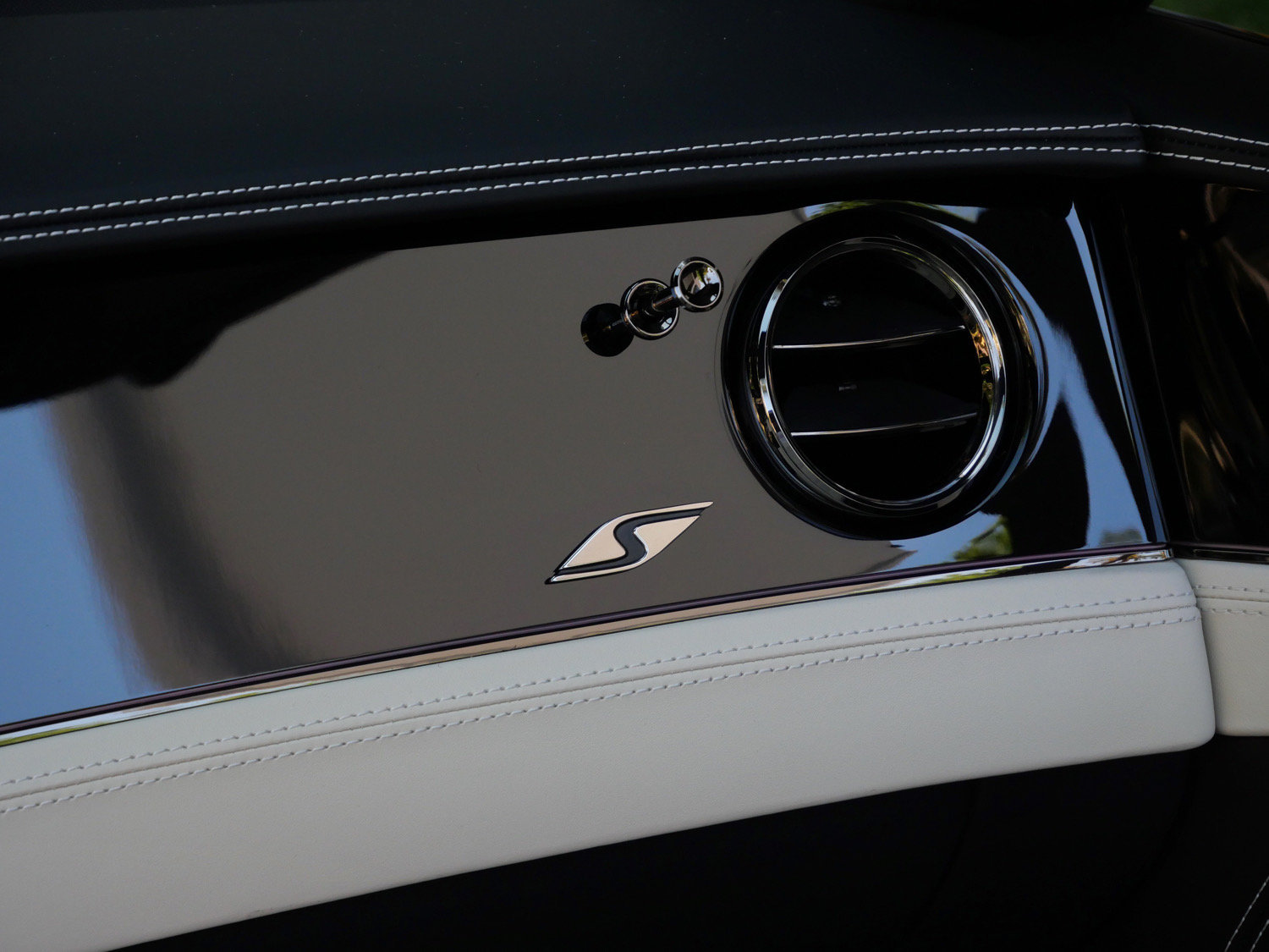 New 2026 Bentley Continental GT S AWD/4WD image 21