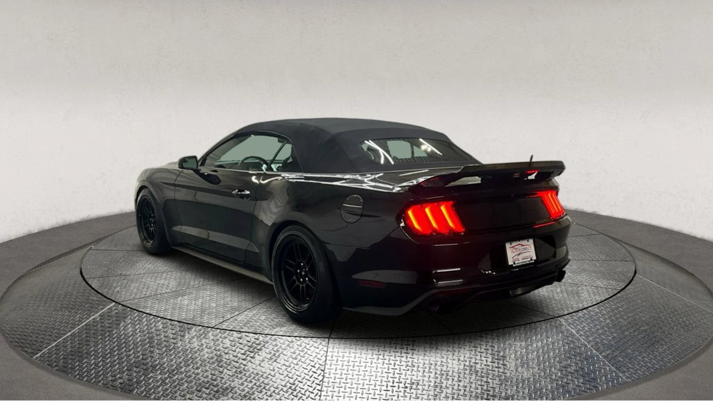 Used 2020 Ford Mustang Premium image 6
