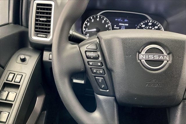 Used 2022 Nissan Frontier SV AWD/4WD image 20