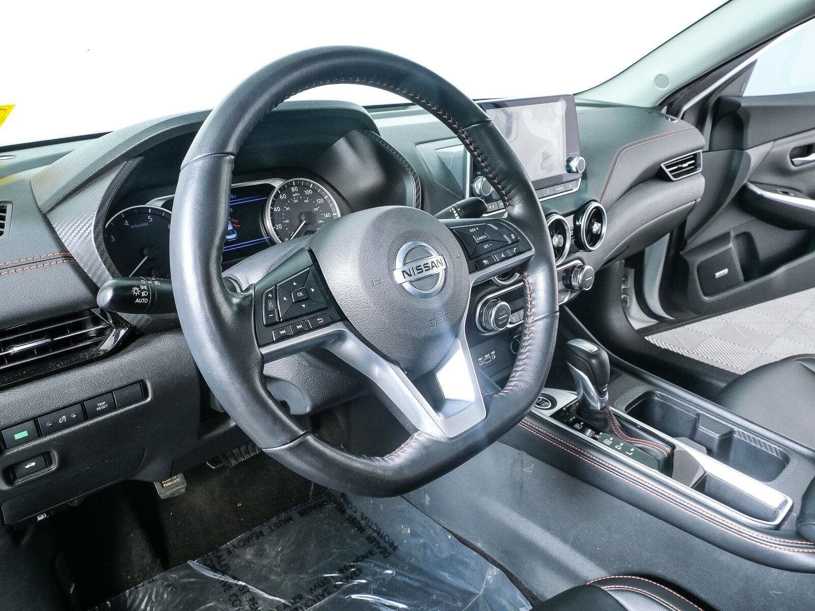 Used 2021 Nissan Sentra SR w/ SR Premium Package FWD image 4