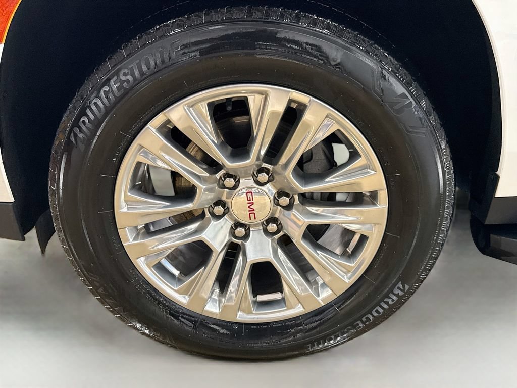 Used 2021 GMC Yukon XL Denali AWD/4WD image 33