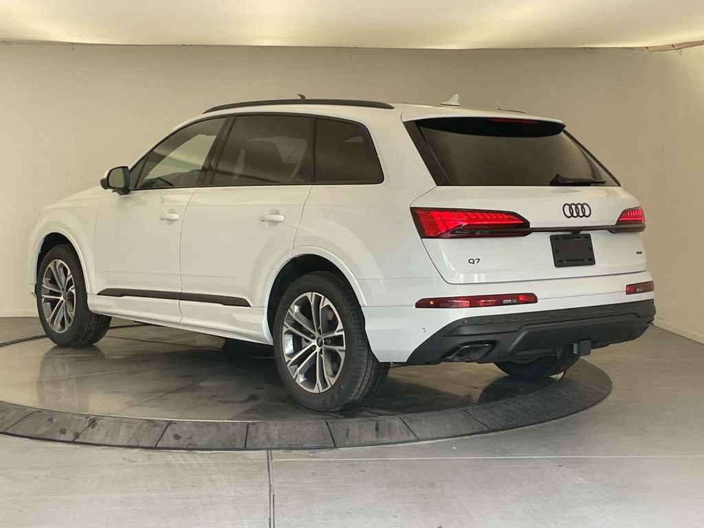 New 2026 Audi Q7 2.0T Premium AWD/4WD image 3