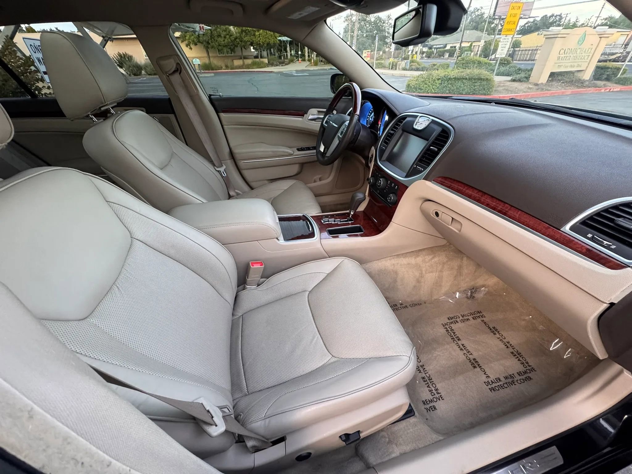 Used 2011 Chrysler 300 C w/ Sound Group RWD image 12