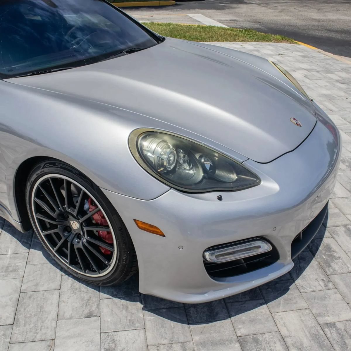 Used 2013 Porsche Panamera GTS AWD/4WD image 10