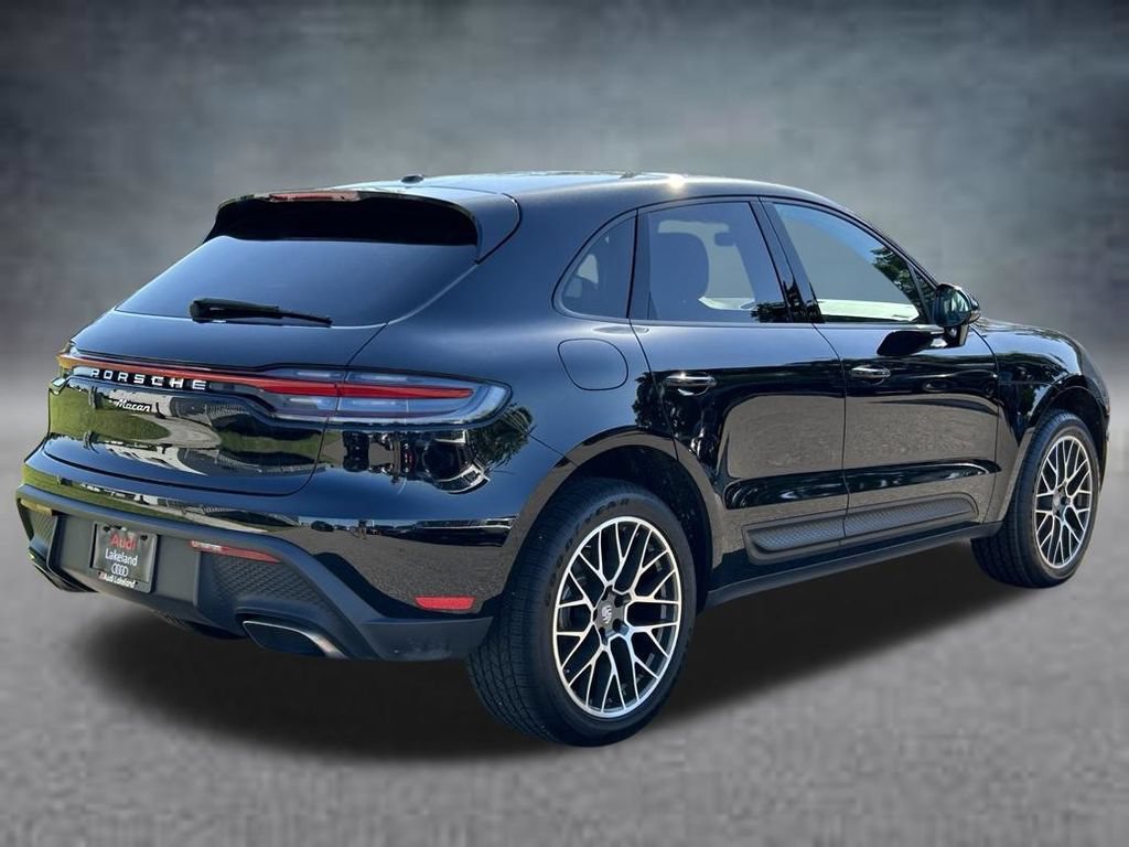 Used 2023 Porsche Macan Turbo AWD/4WD image 5