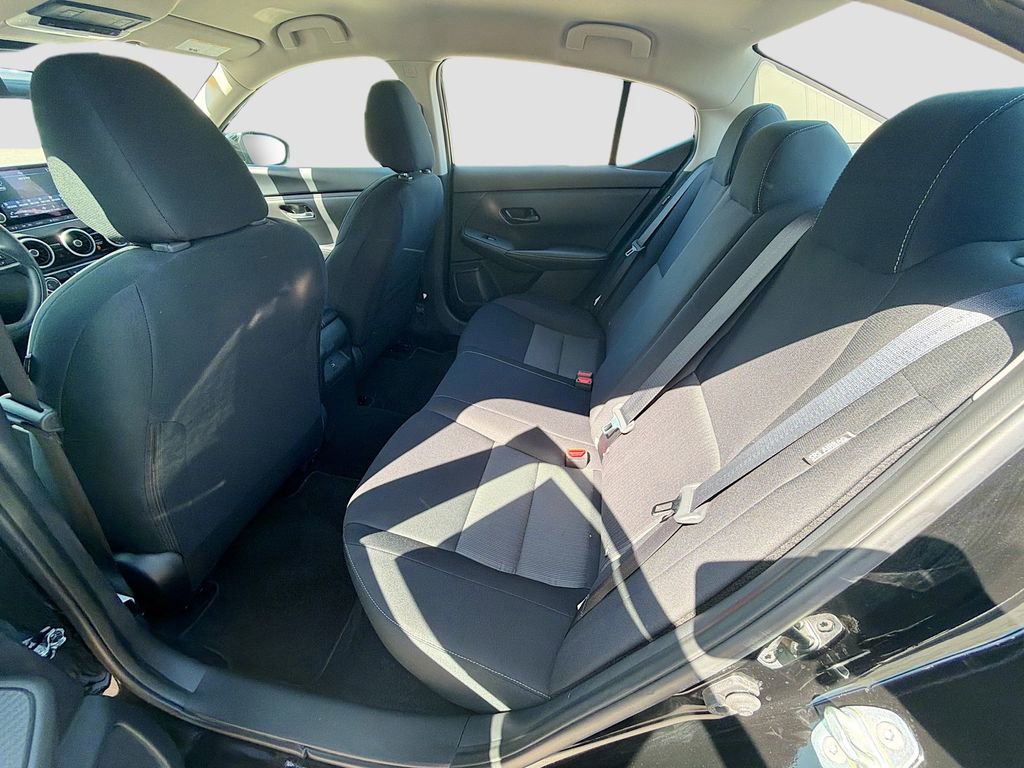 Used 2025 Nissan Sentra SV image 20