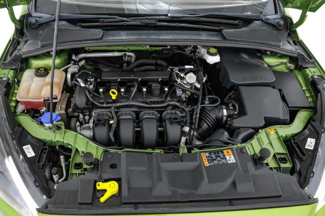 Used 2018 Ford Focus SE w/ SE Appearance Package image 46