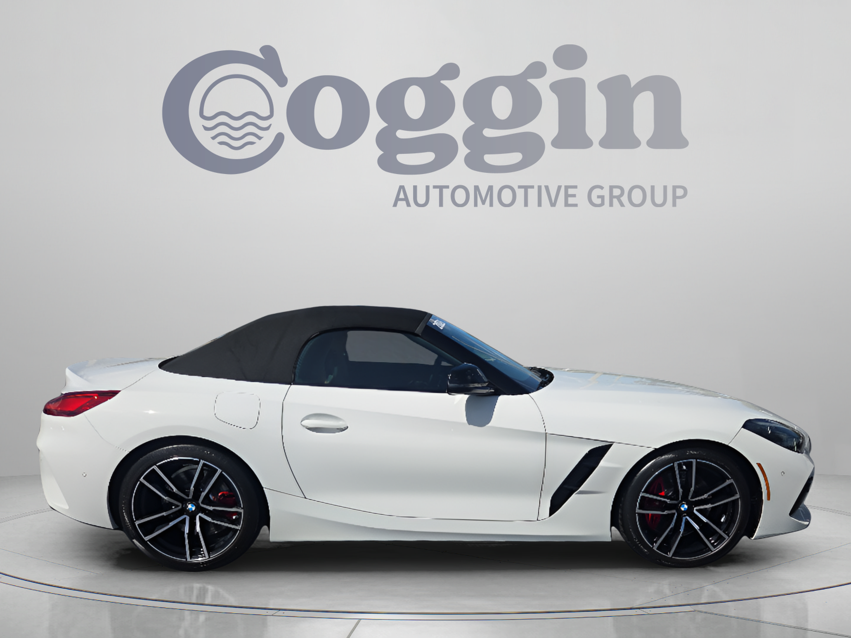 Certified 2026 BMW Z4 M40i w/ Premium Package RWD image 6