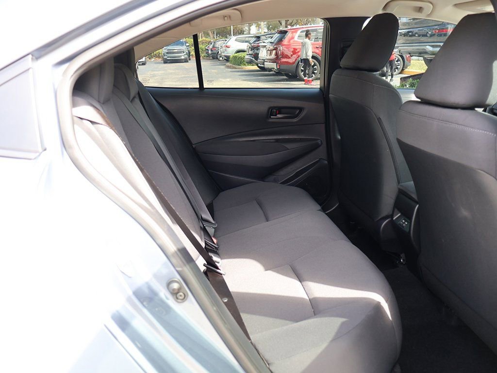 Used 2024 Toyota Corolla LE image 34