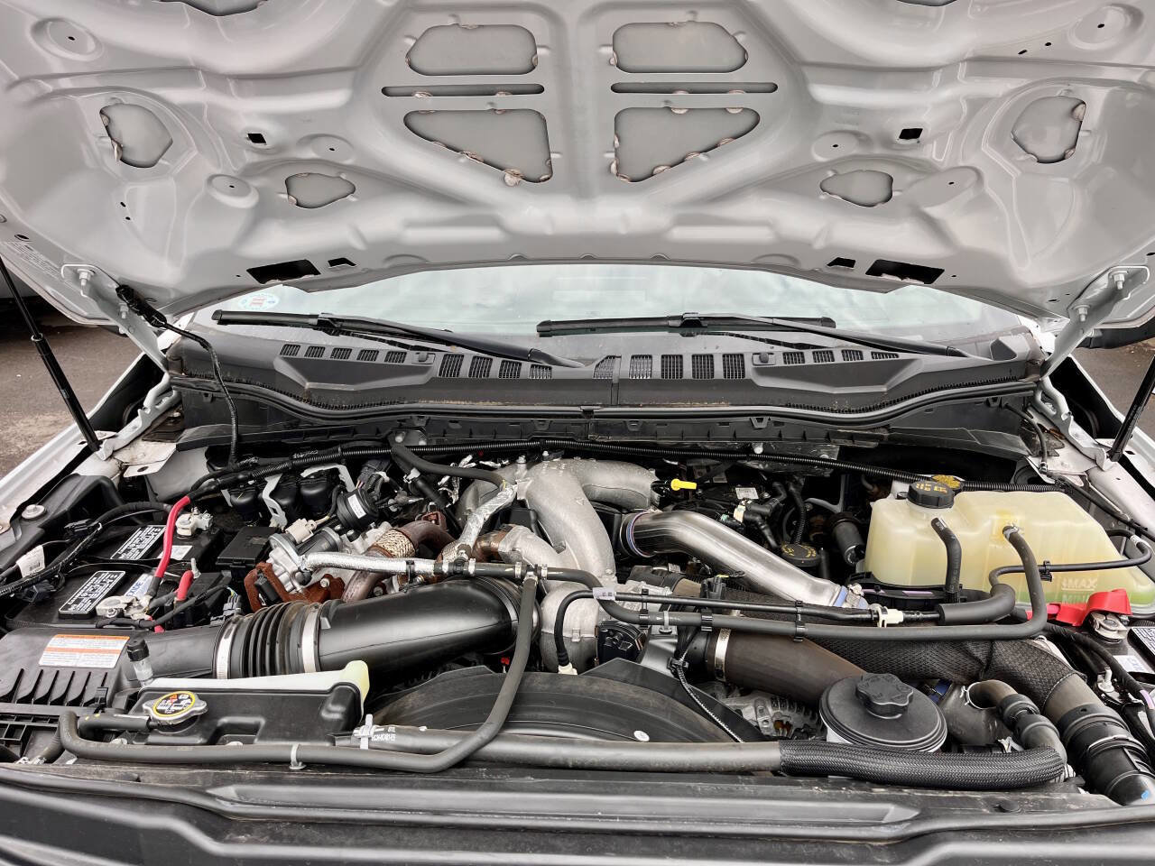 Used 2021 Ford F550 4x4 Regular Cab Super Duty image 21