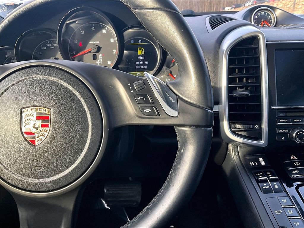 Used 2014 Porsche Cayenne Base image 16