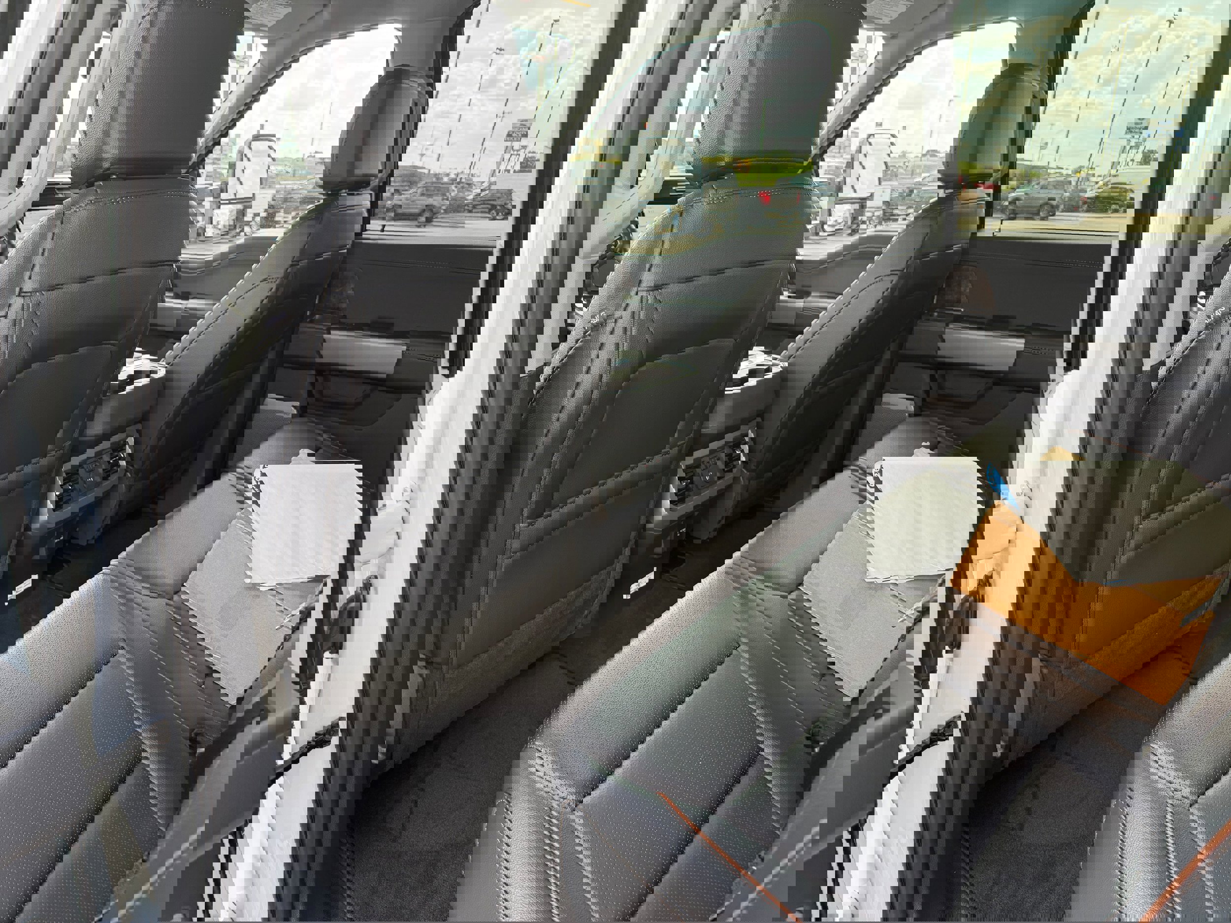 New 2026 Ford F350 Lariat image 17
