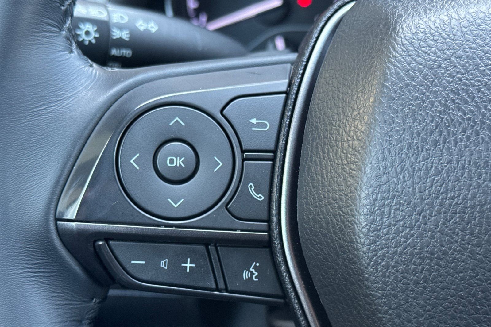 Certified 2022 Toyota Camry SE image 29