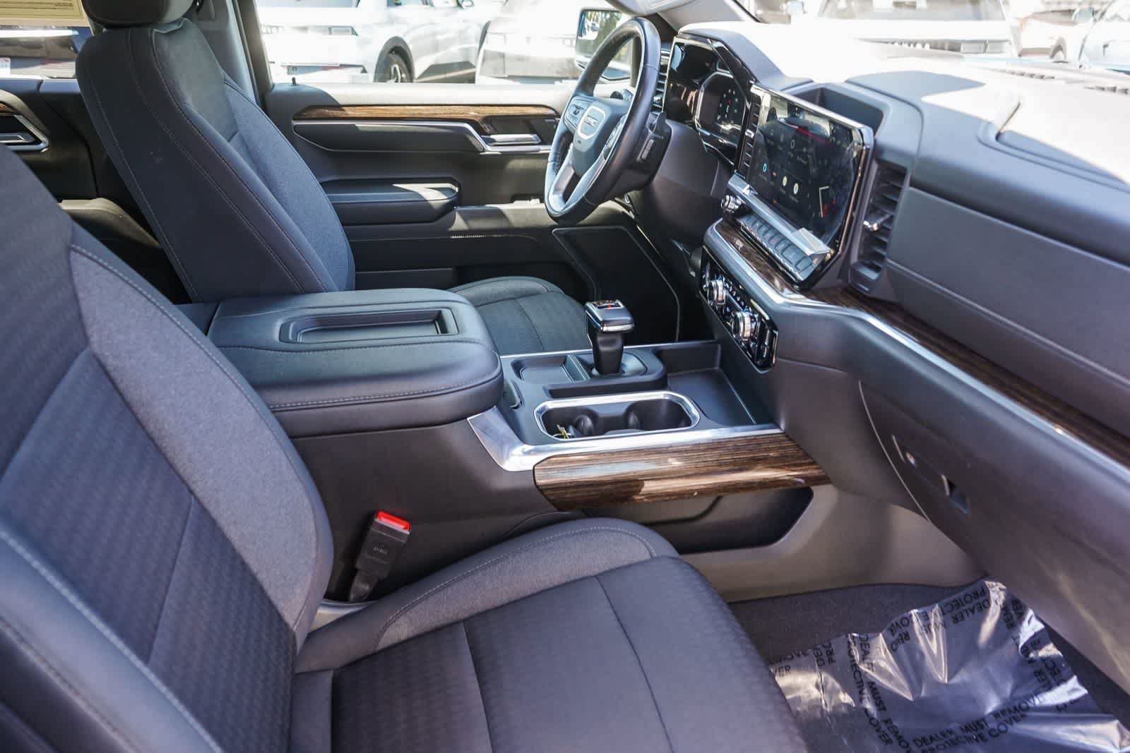 Used 2022 GMC Sierra 1500 Elevation AWD/4WD image 14