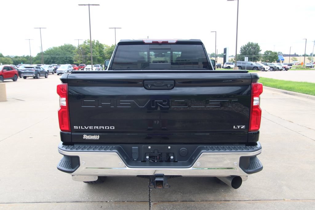 Used 2023 Chevrolet Silverado 2500 LTZ w/ LTZ Plus Package AWD/4WD image 16