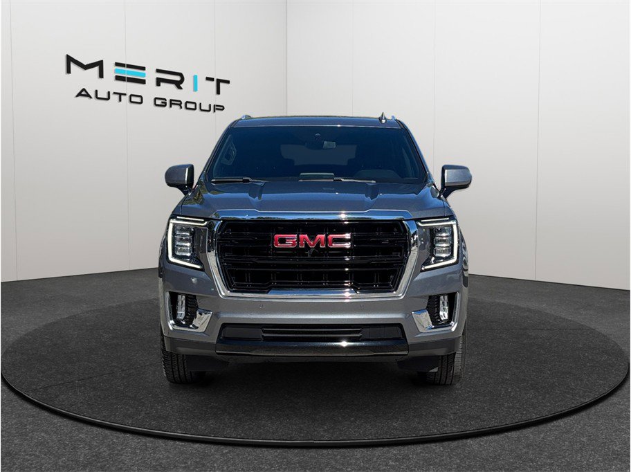 Used 2022 GMC Yukon XL SLE w/ Gmc Pro Safety Plus Package image 3