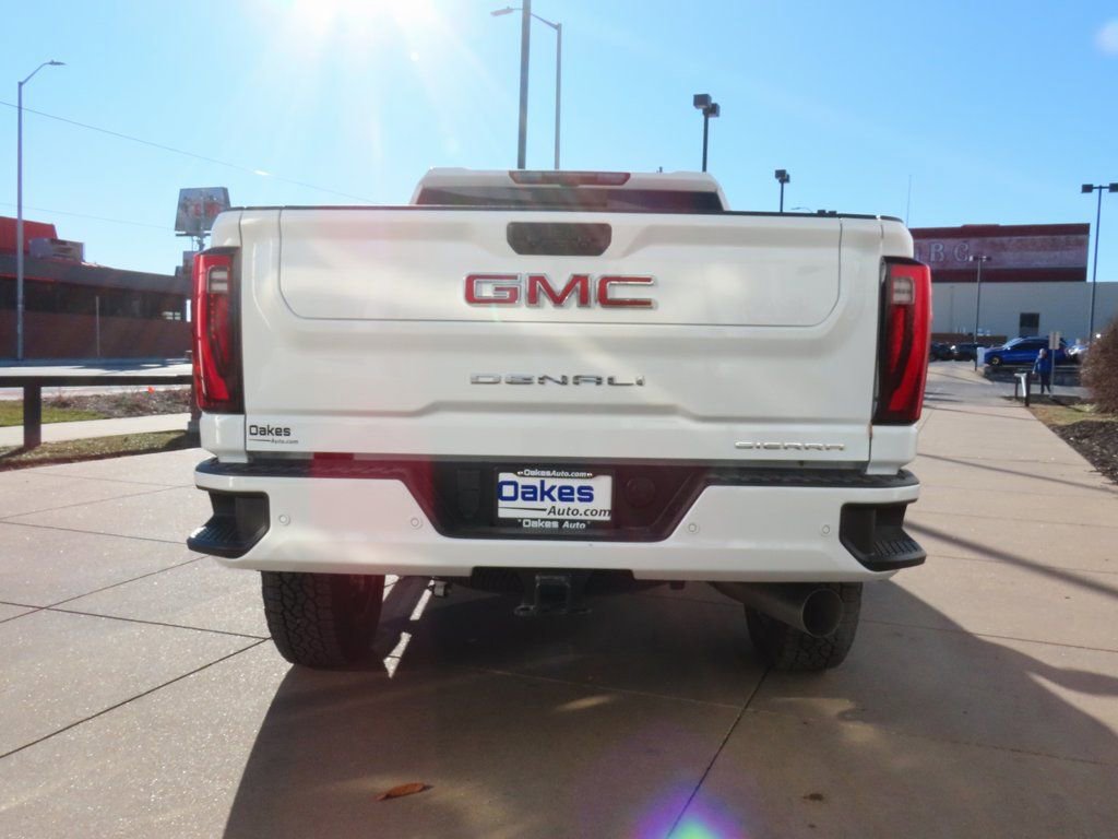 New 2026 GMC Sierra 2500 Denali w/ Denali Reserve Package image 6