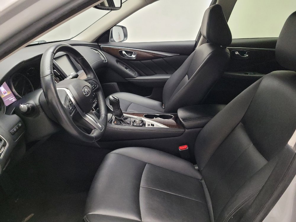 Used 2019 INFINITI Q50 Luxe w/ Essential Package (3.0T Luxe) image 17