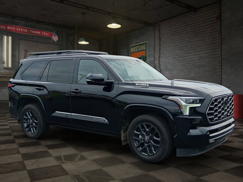 Used 2025 Toyota Sequoia Platinum AWD/4WD image 2