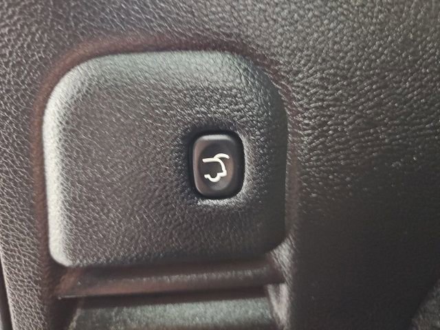 Used 2019 Jeep Grand Cherokee Altitude image 32