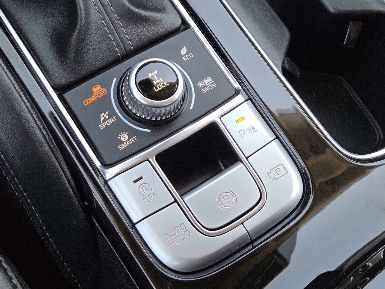 Used 2024 Kia Telluride SX Prestige AWD/4WD image 10