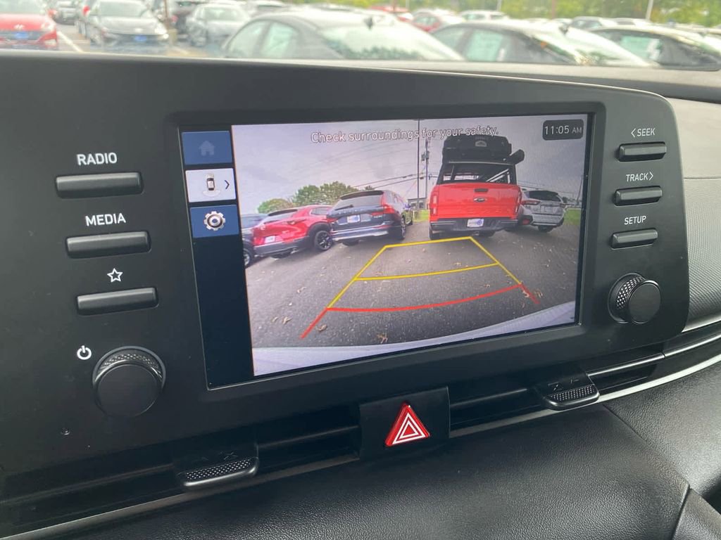 Certified 2025 Hyundai Elantra Sport image 10