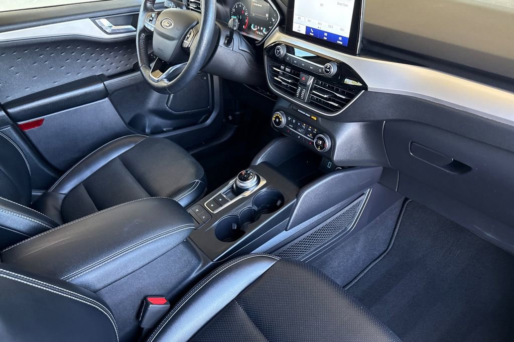 Used 2020 Ford Escape SEL image 13