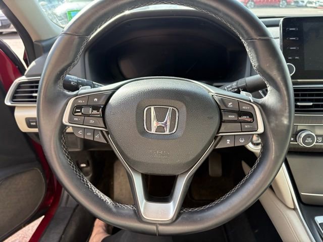Used 2018 Honda Accord Touring image 10
