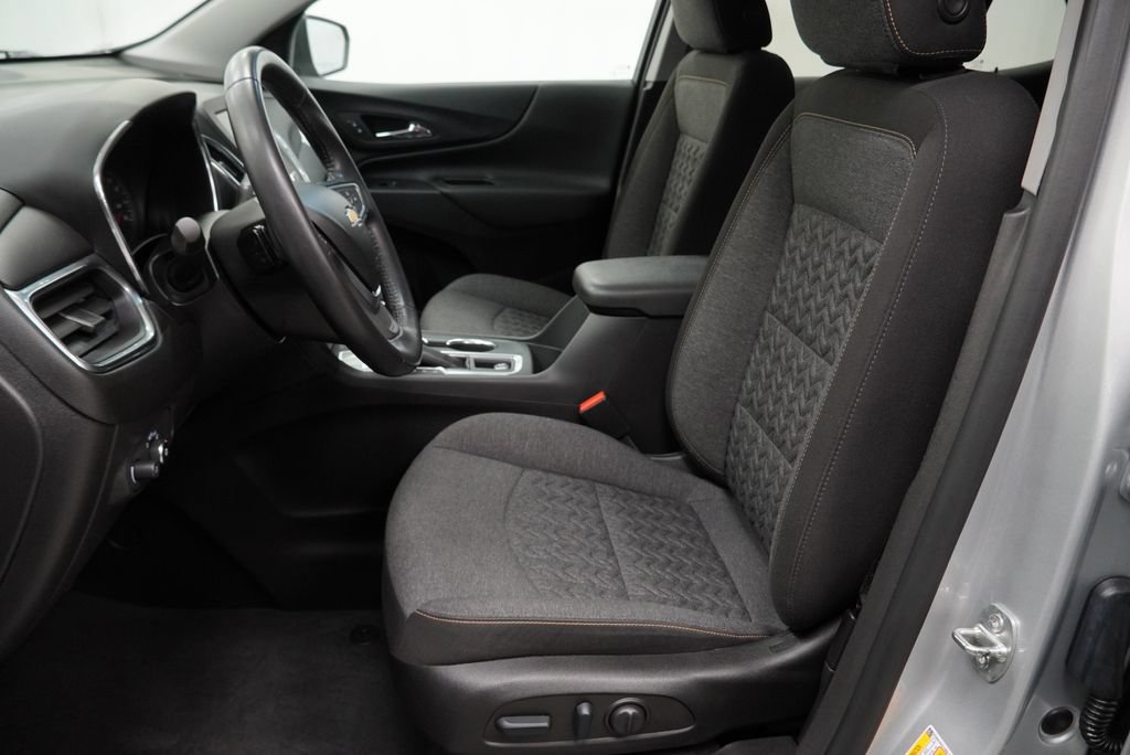 Used 2022 Chevrolet Equinox LT FWD image 16