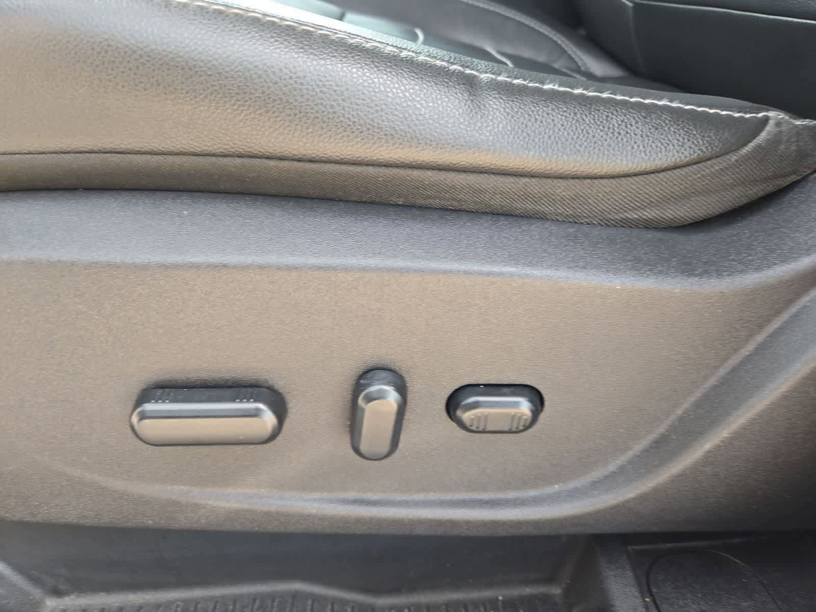 Used 2014 Ford Escape Titanium w/ Equipment Group 401A FWD image 15