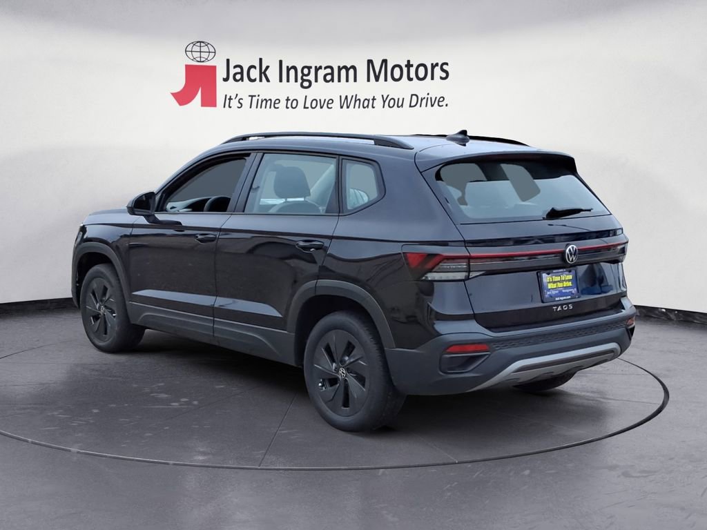 Used 2025 Volkswagen Taos S FWD image 3