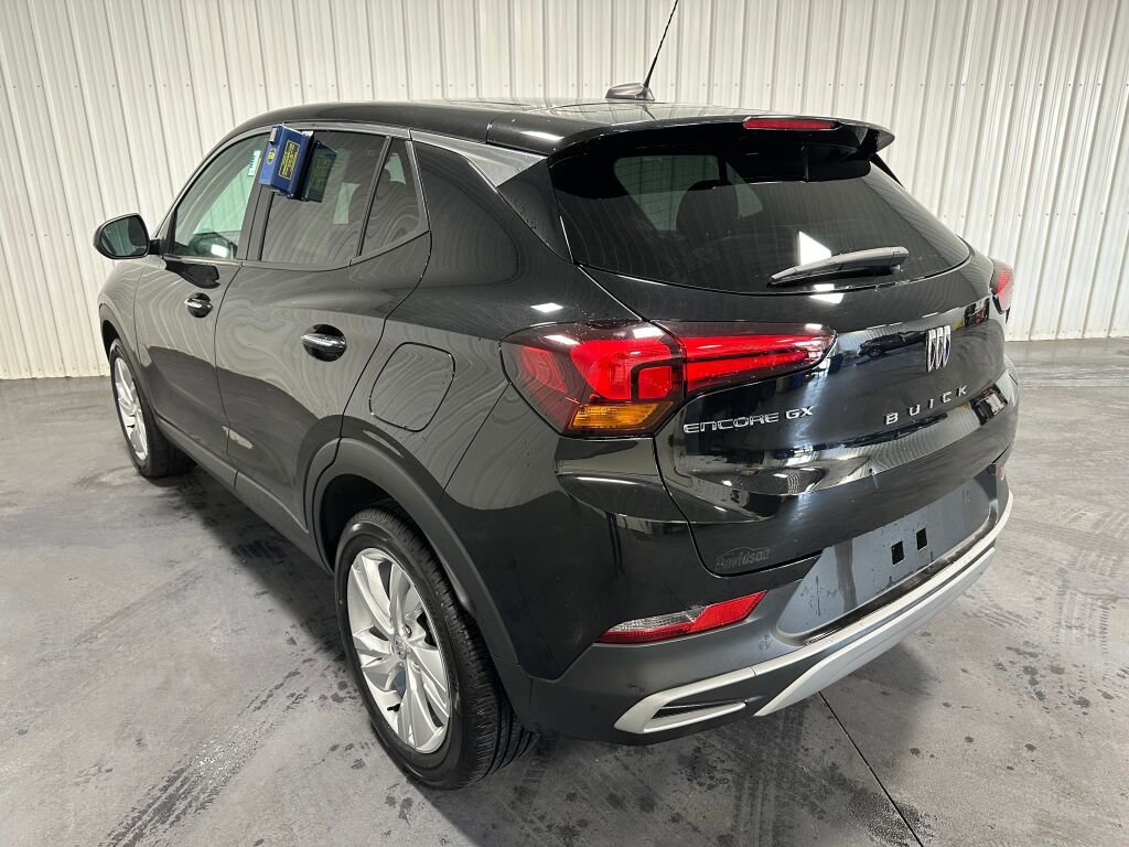 Used 2024 Buick Encore GX Preferred image 3