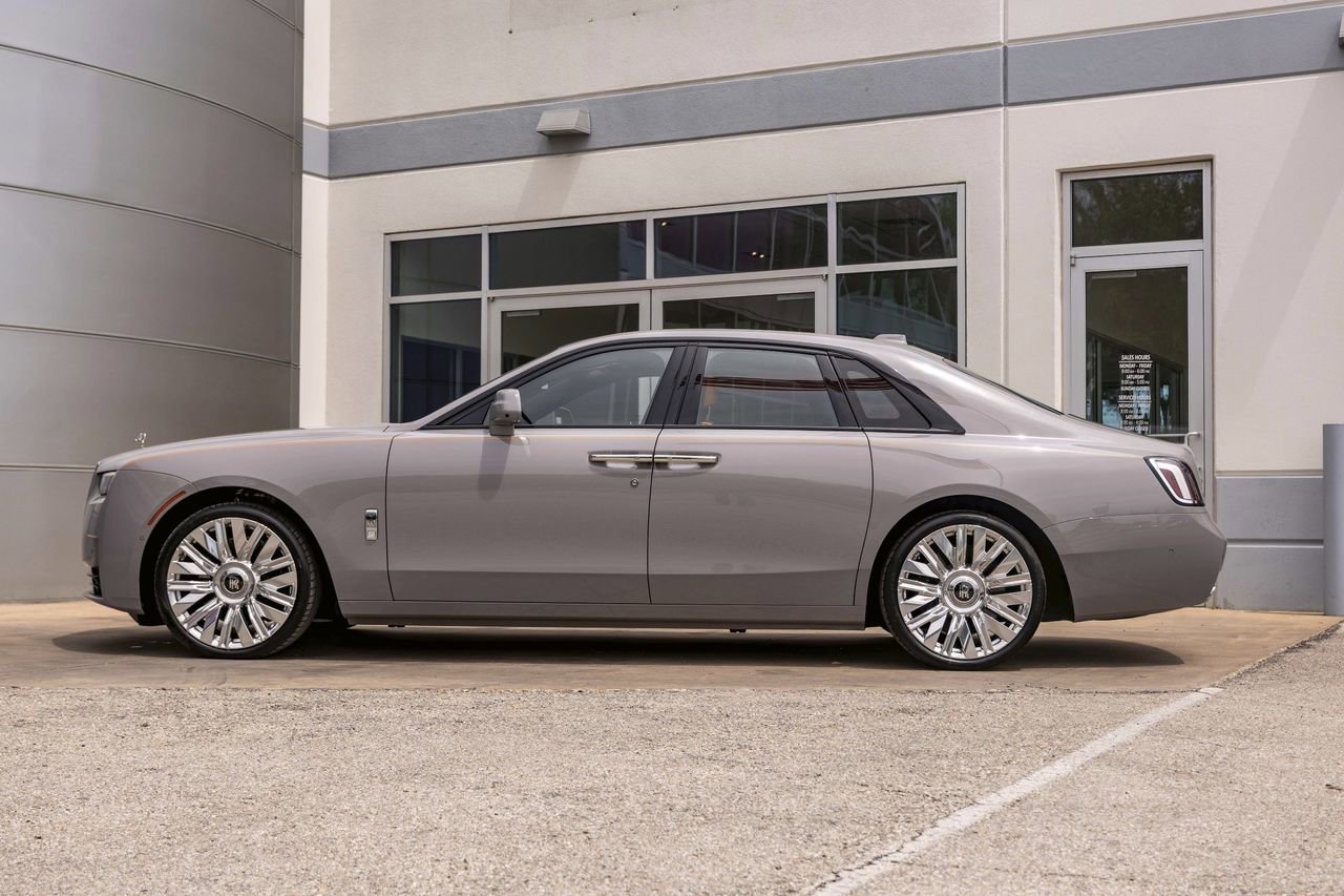 New 2026 Rolls-Royce Ghost image 18