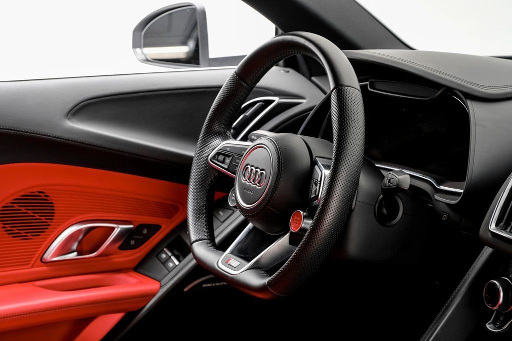 Used 2020 Audi R8 V10 w/ 20" Wheel Package image 16
